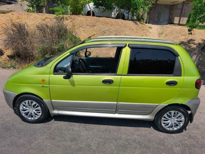 Matiz Best yaxshi holatda sotiladi.