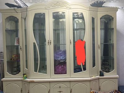 Mebel sotiladi xolati yaxwi