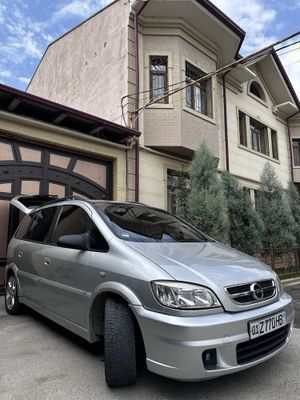 Opel Zafira 2003г