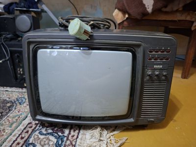 Продается телевизор