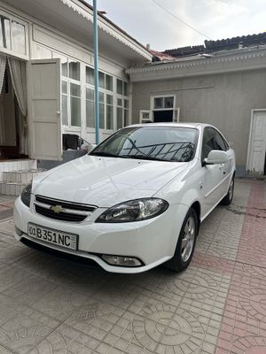 Jentra avtomat sotiladi elgant +