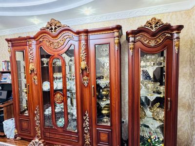 Продаётся стенка+пенал