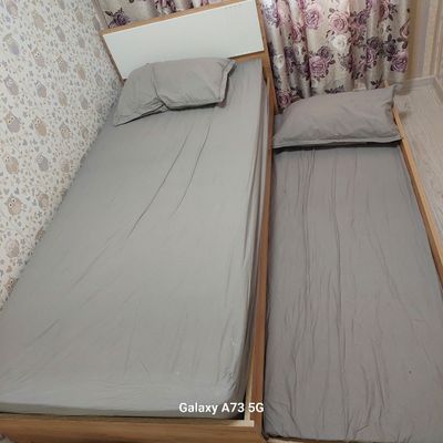 Детская двойная кровать и шкаф