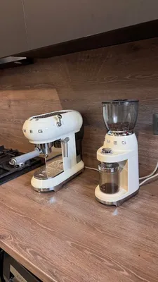 Кофе машина smeg
