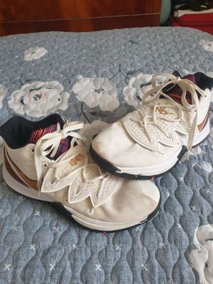 Кроссовки баскетбольные, NIKE б/у. В отличном состоянии ,