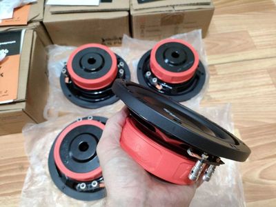 Sambuffer Midbass Barracuda Flat 16.5см Новые.