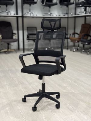 Ofis uchun kreslo