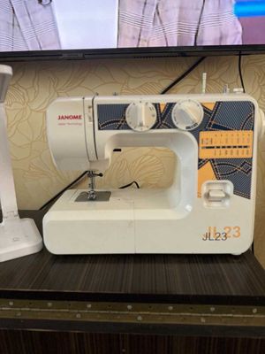 Швейная машинка Janome JL-23