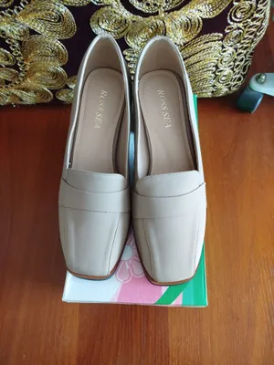 ayollar poyabzali  yangi     narxi  400  ming