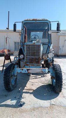 Traktor mtz80 1987 yil kelishamiz prisip bn