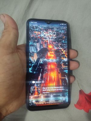 Redmi 8 4 64 gb telefon