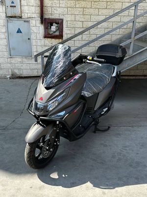 Абсолютно новый бензиновый рестайлинговый скутер tiger 2025 года!