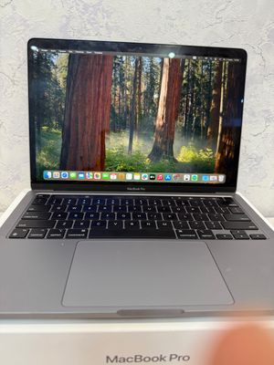 MacBook Pro 13-inch M2 ,8 core CPU, 256 GB SSD