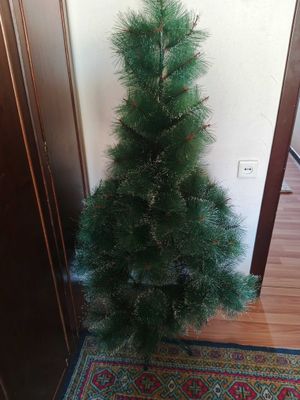 Искусственная елка