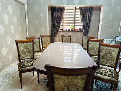 стол 2.30 стул 12та нархи 400$