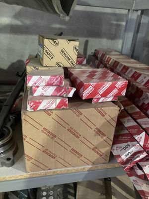 Toyota запчасти новые