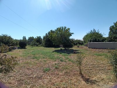 Eski shahardan yer sotiladi