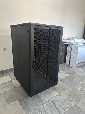 Настенный шкаф 22U