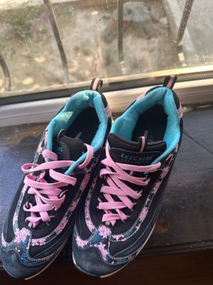 Продается кроссовки SKECHERS оригинал 40 размер