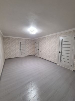 Продаётся Чиланзар 2 2в3/4/4 Кирпич.