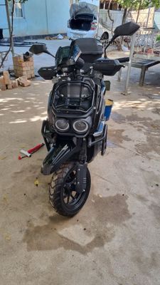 Tank skuter sotiladi