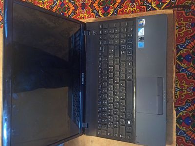 Samsung notebook pentium 2-4 gerts, 8/256 ssd narxi 1mln 100