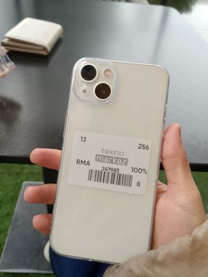 iPhone 13