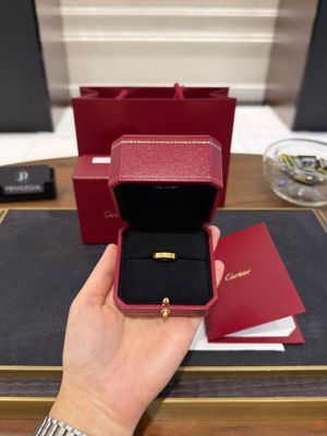 NEW Кольцо Cartier Love Small Model B40850