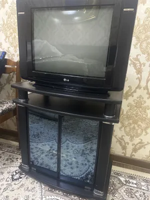 Телевизор + тунер + подставка+ DVD