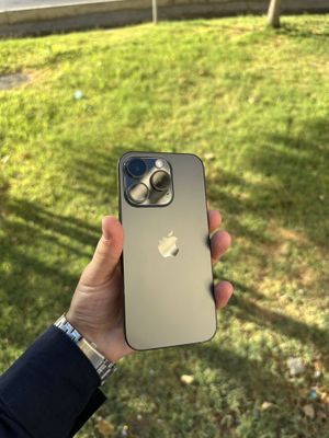 iPhone 15 pro ideal