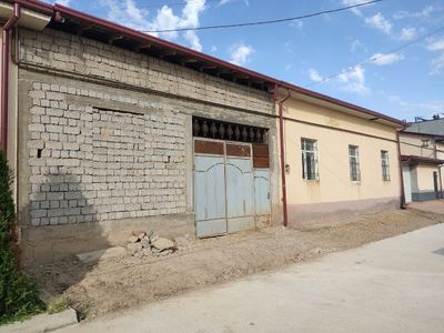Срочно продается дом в Бостонлик тумани