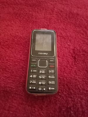 novey telefon