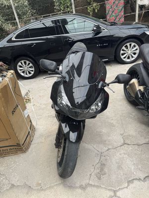 Honda cbr 954rr 2003-yil