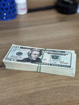 Сувенирные игровые доллары 5,20 доларов пачкаа