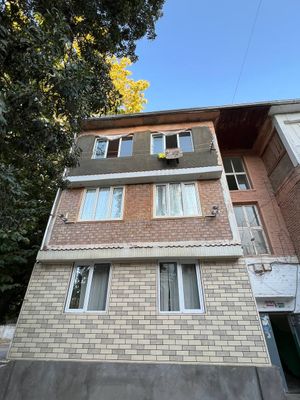 Продаётся 3х ком квартира