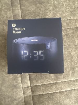 Умная колонка Яндекс Станция Мини с часами с Алисой, 10Вт (синий)