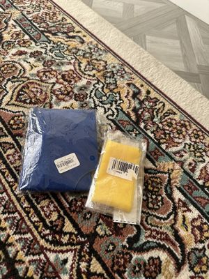 Продается подушка для полёта и резинка тренировок