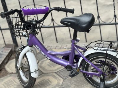 Velik pelisos pechka sotiladi