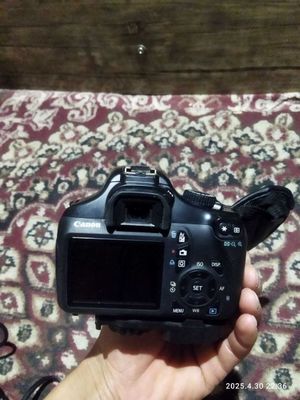 Canon 1100 d xolati zo‘r