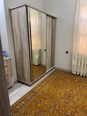 Mirobod tumani Sabr kuchasidan 3 sotixli uchaska sotiladi