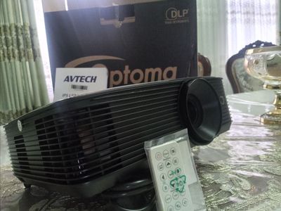 Optoma Projector