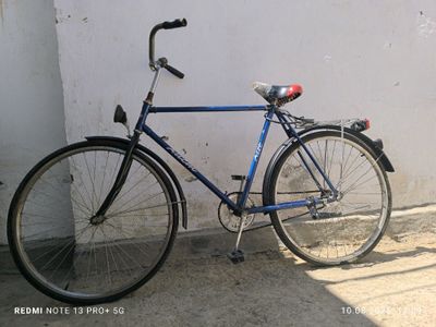 Ural velosiped sotiladi