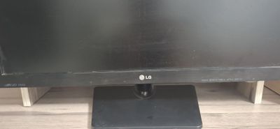 Monitor LG 27 li