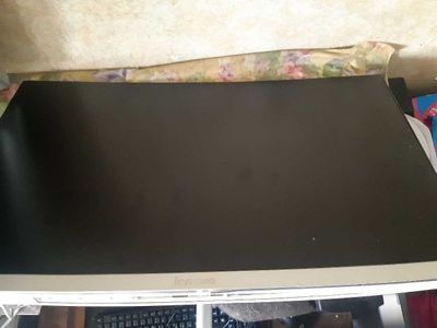 моноблок Lenovo на запчасти или под восстановление.