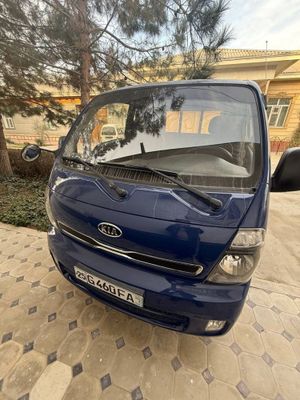 Kia bongo 2012 yil