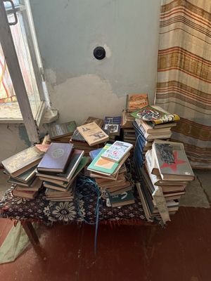 Книги разные от 15.000 до 35.000