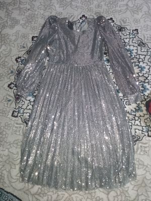 Holati yaxshi 1 2kiyilgan kiyilmaganlari ham bor