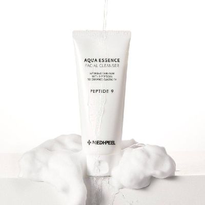 Увлажняющая пенка для умывания с пептидами Medi-Peel Peptide 9 Aqua Essence Facial Cleanser