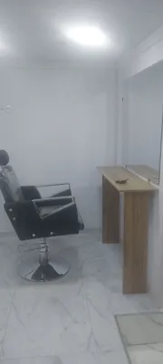 салон мархабо ижарага берилади