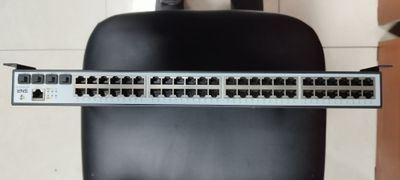 Продам управляемый коммутатор SNR-S2985G-48T